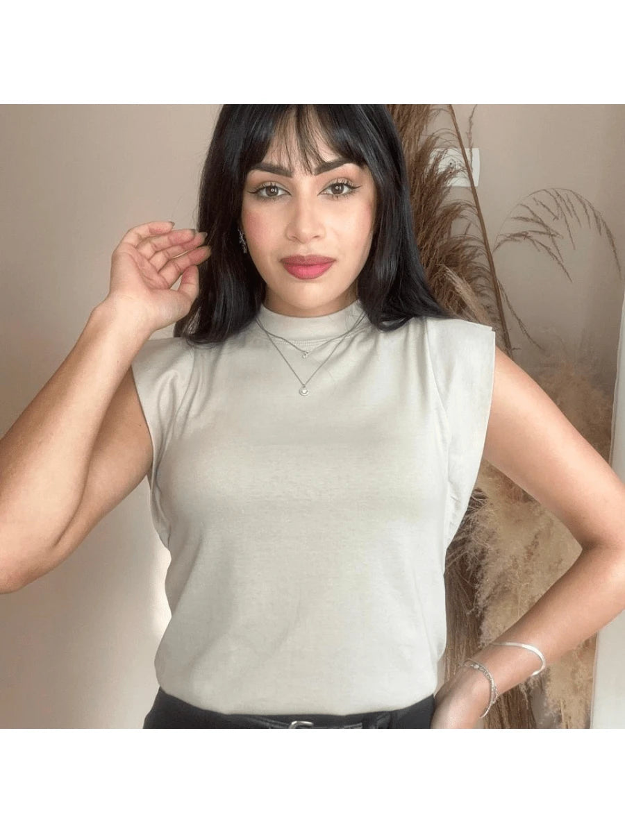 Blusa Tyche - Muscle Marrom Gola Alta Manga Morcego | Aurora