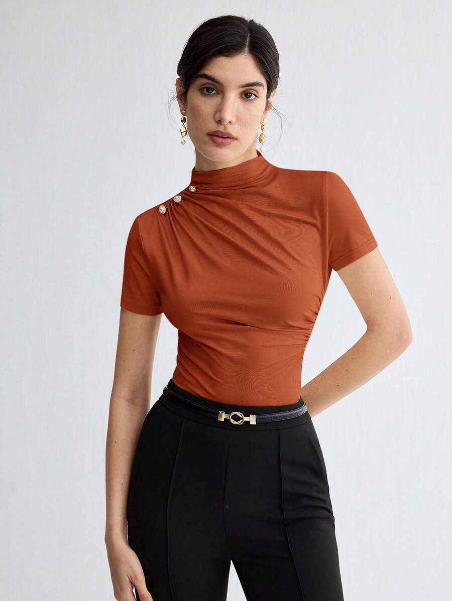 Blusa Mnemosyne - Castanho Slim Fit Enrugada Escritório | Aurora