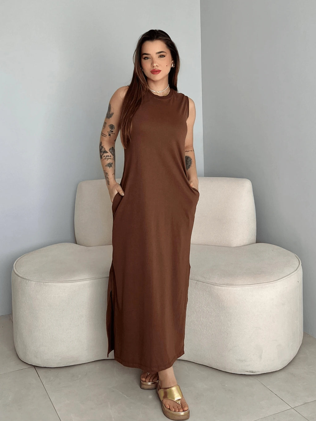 Vestido Eunomia - Colete Longo Marrom Algodão com Bolsos | Aurora