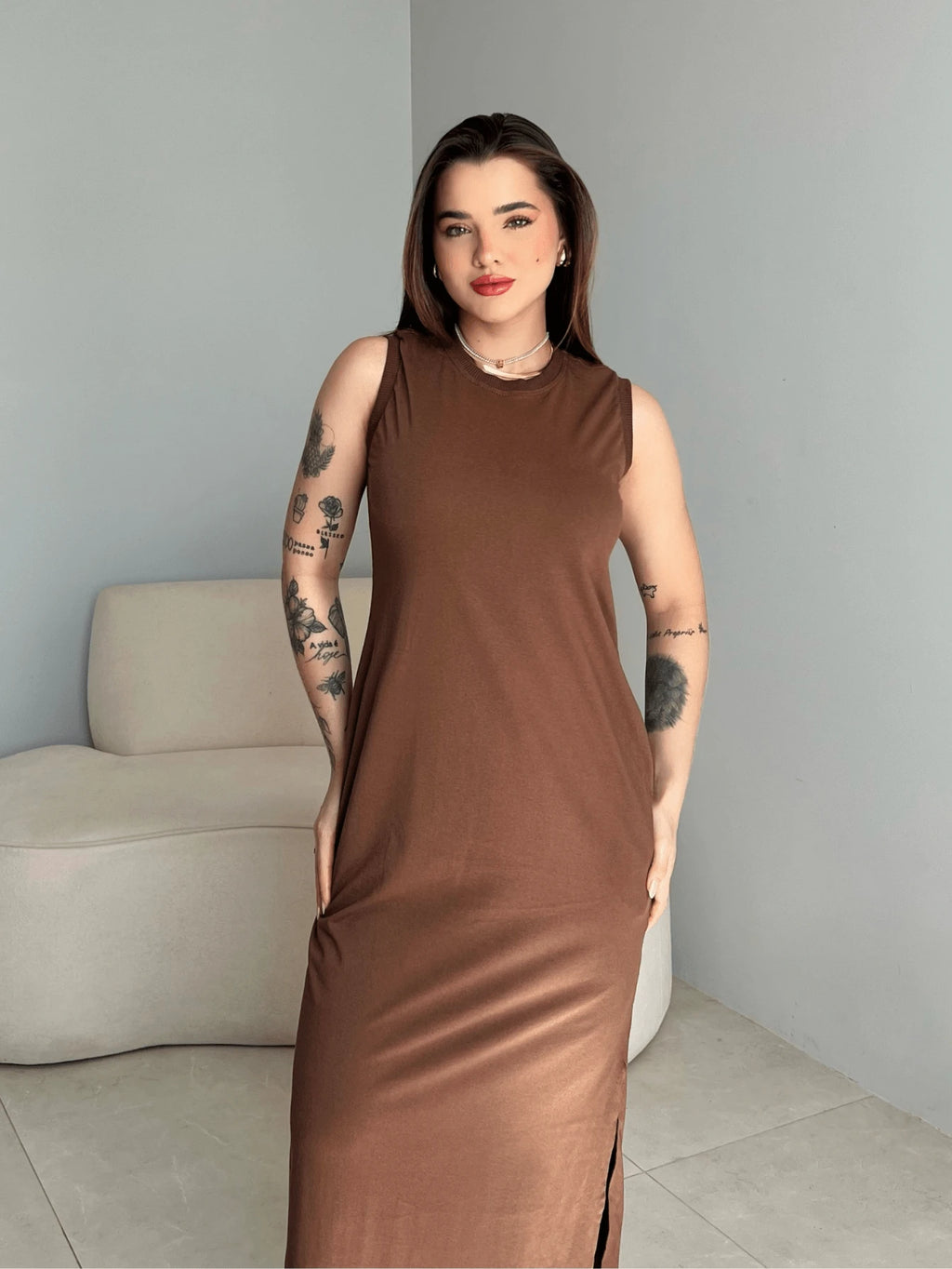 Vestido Eunomia - Colete Longo Marrom Algodão com Bolsos | Aurora