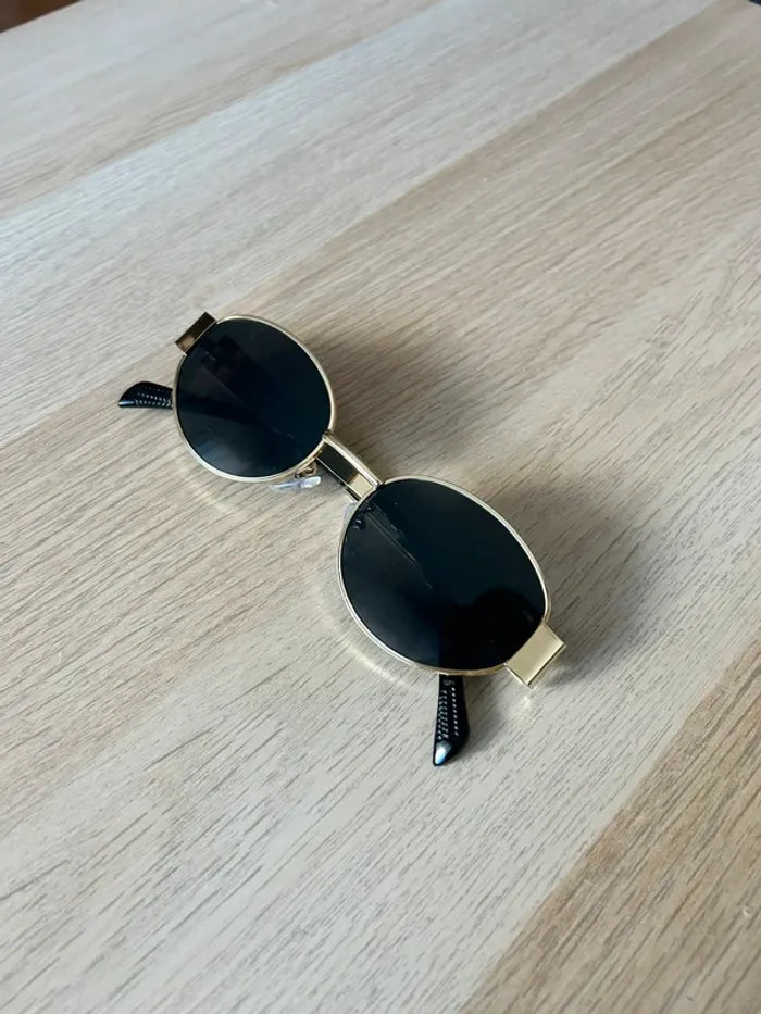 Óculos de Sol Yara – Oval Vintage de Metal Estilo Retrô | Aurora