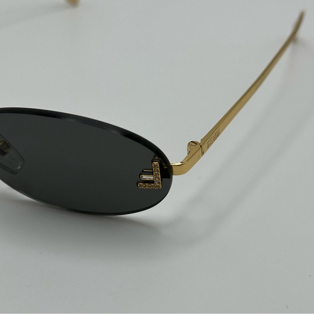 Óculos de Sol Crystal – Oval Sem Aro Vintage com Detalhes em Cristal | Aurora