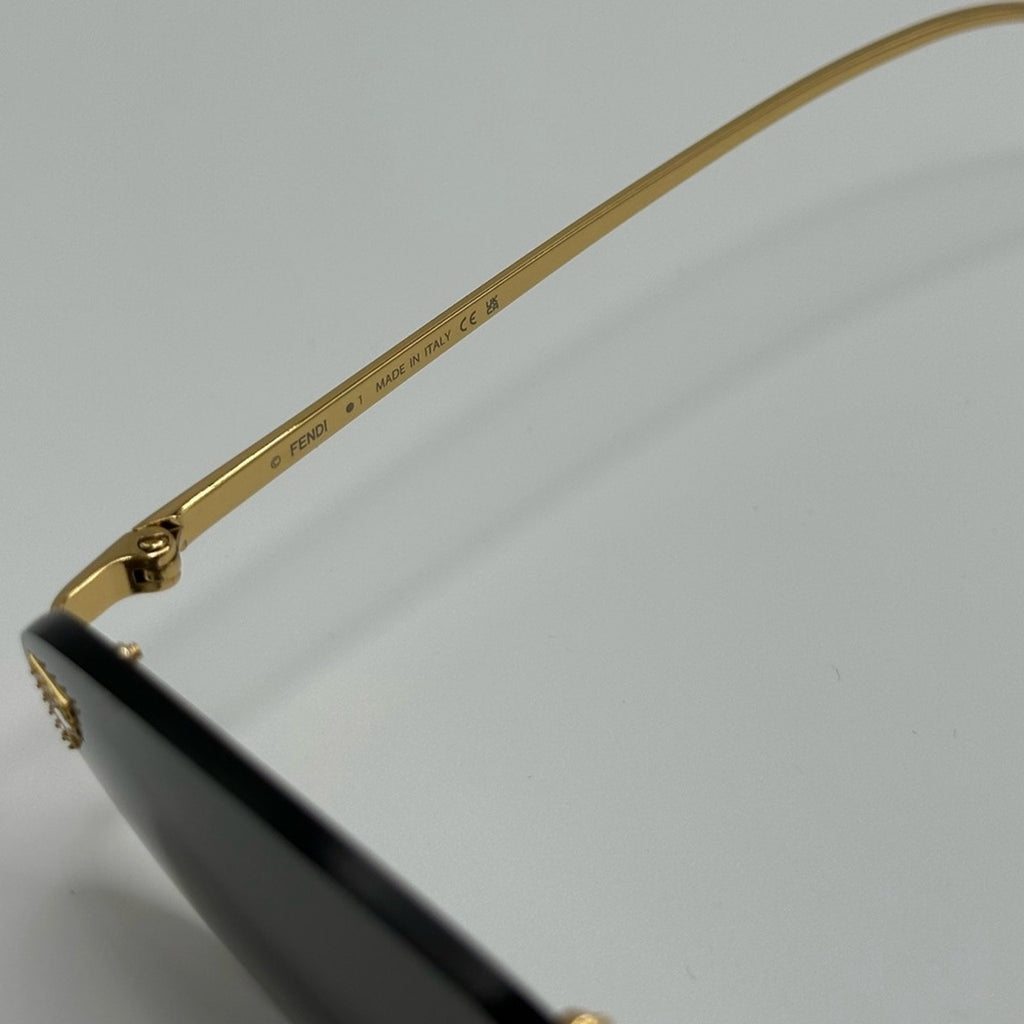 Óculos de Sol Crystal – Oval Sem Aro Vintage com Detalhes em Cristal | Aurora